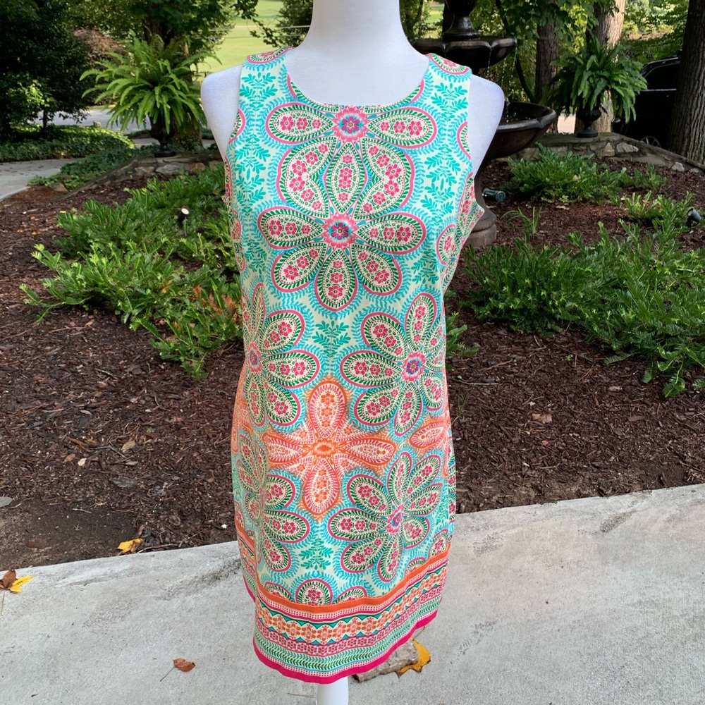 Multi color Print shift dress